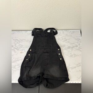 No Boundaries Denim Bib Skater Overall Shorts Junior M 7-9 Black Distressed